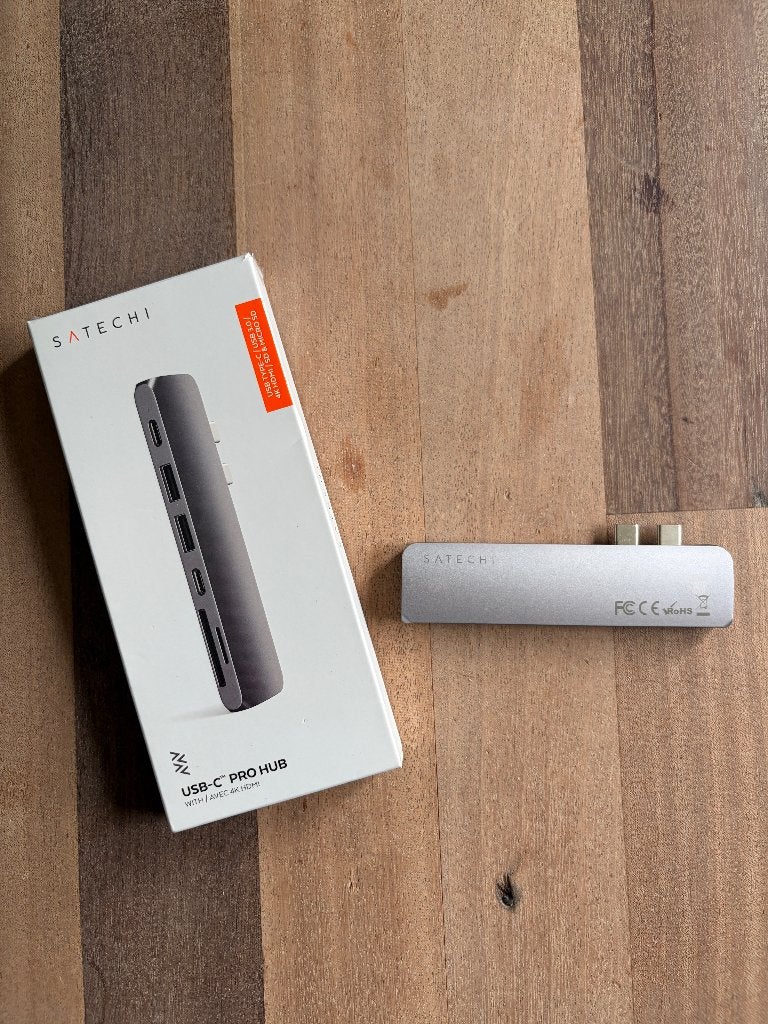 Satechi USB-C Pro Hub, Computers en Software, Dockingstations, Laptop, Satechi, Ophalen of Verzenden, Zo goed als nieuw