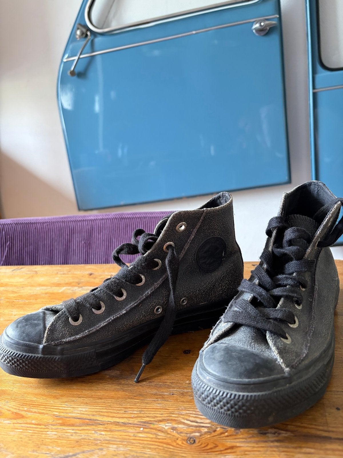 Vintage // Converse All Stars - Zwart Grijs, Kleding | Dames, Ophalen of Verzenden, Zo goed als nieuw, Zwart, Sneakers of Gympen