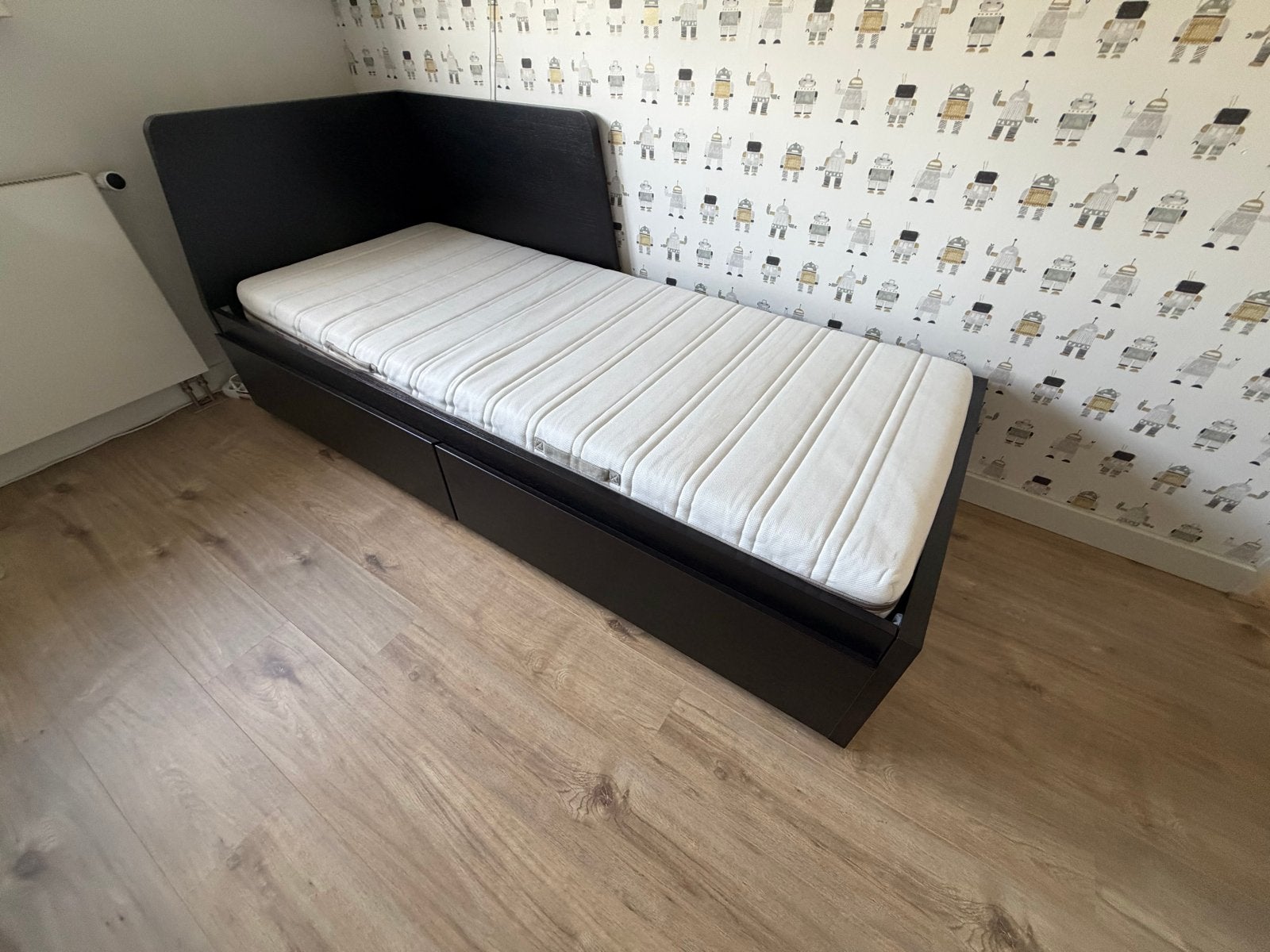 Ikea FLEKKE bedbank met 2 lades, zwartbruin 80 x 200 cm, Verstelbaar, Zwart, Tweepersoons, Ophalen of Verzenden