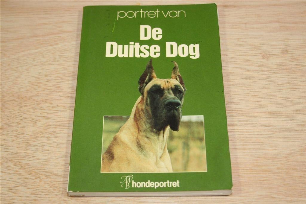 De Duitse Dog — Portret — Rijk Geïllustreerd, Ophalen of Verzenden, Gelezen, Honden