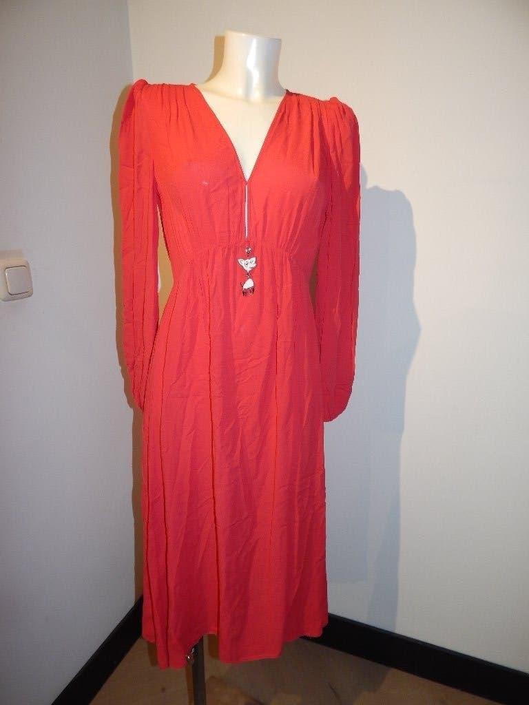 Elisabetta Franchi vuur rode japon goud kleur hanger merk S