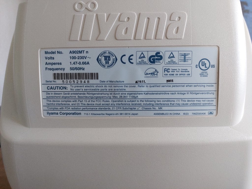 Foto 2 van Iiyama Vision Master Pro 451