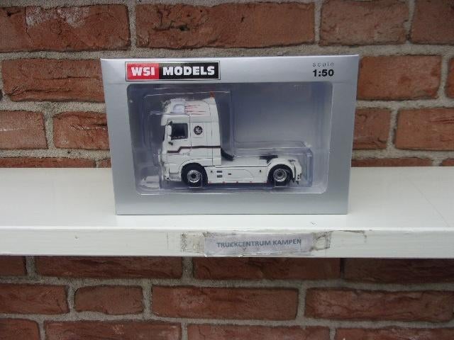 WSI  Daf  XF  Super  Space  Cab  van  Transports Belot, Hobby en Vrije tijd, Ophalen of Verzenden, Nieuw, Bus of Vrachtwagen, Wsi