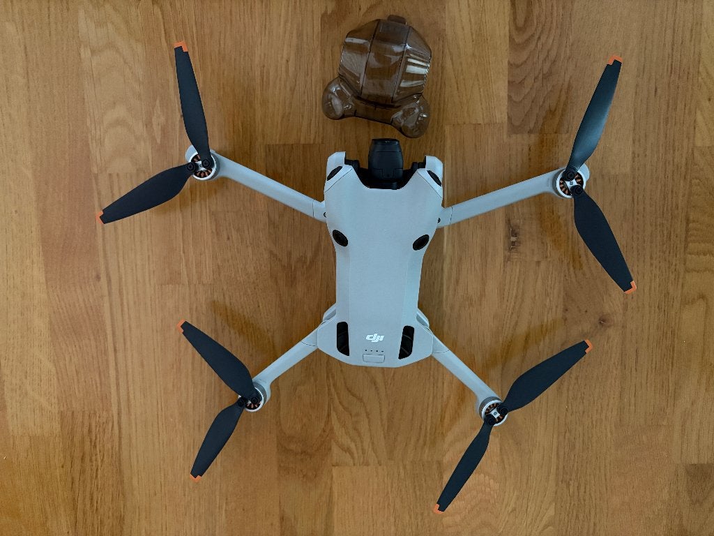 DJI Mini 4 Pro drone met rc331 smart controller, Audio, Tv en Foto, Drones, Cameradrone, Ophalen of Verzenden, Zo goed als nieuw