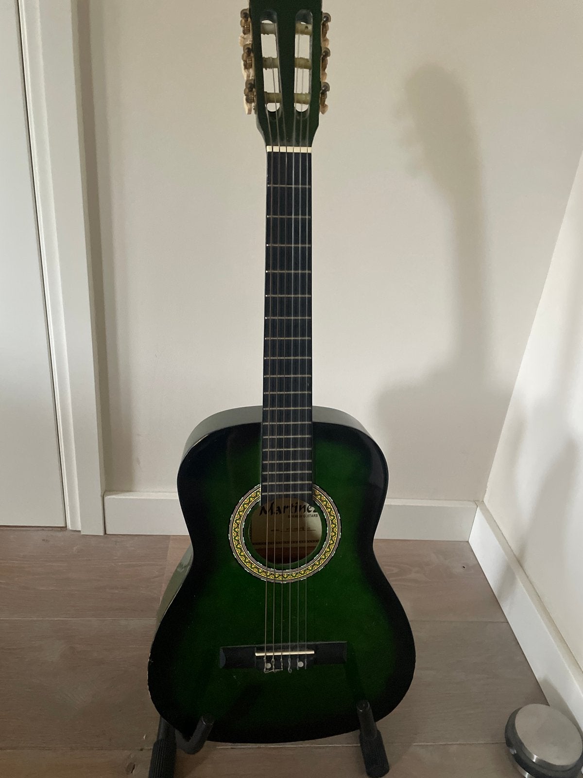 Martinez Klassieke Gitaar - Groen, Muziek en Instrumenten, Snaarinstrumenten | Gitaren | Akoestisch, Ophalen, Gebruikt, Klassieke of Spaanse gitaar