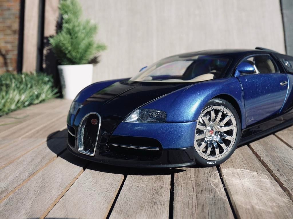 Autoart Bugatti Veyron blauw/zwart, Ophalen of Verzenden, Gebruikt, Auto, Autoart