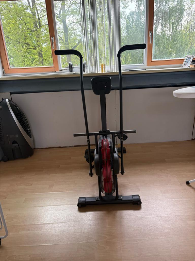 SportPlus Airbike - Zo goed als nieuw, Sport en Fitness, Fitnessapparatuur, Ophalen, Armen, Zo goed als nieuw, Airbike