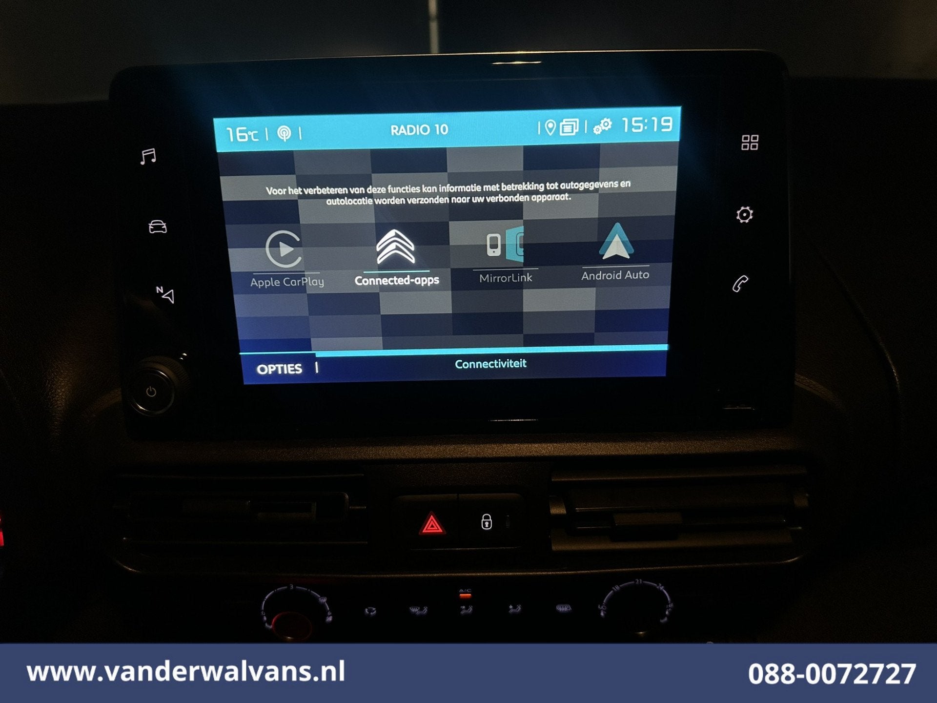 Citroën Berlingo 1.6 BlueHDI 100pk L1H1 Euro6 Airco | Navig, Voorwielaandrijving, Dealer onderhouden, 4 cilinders, Citroën
