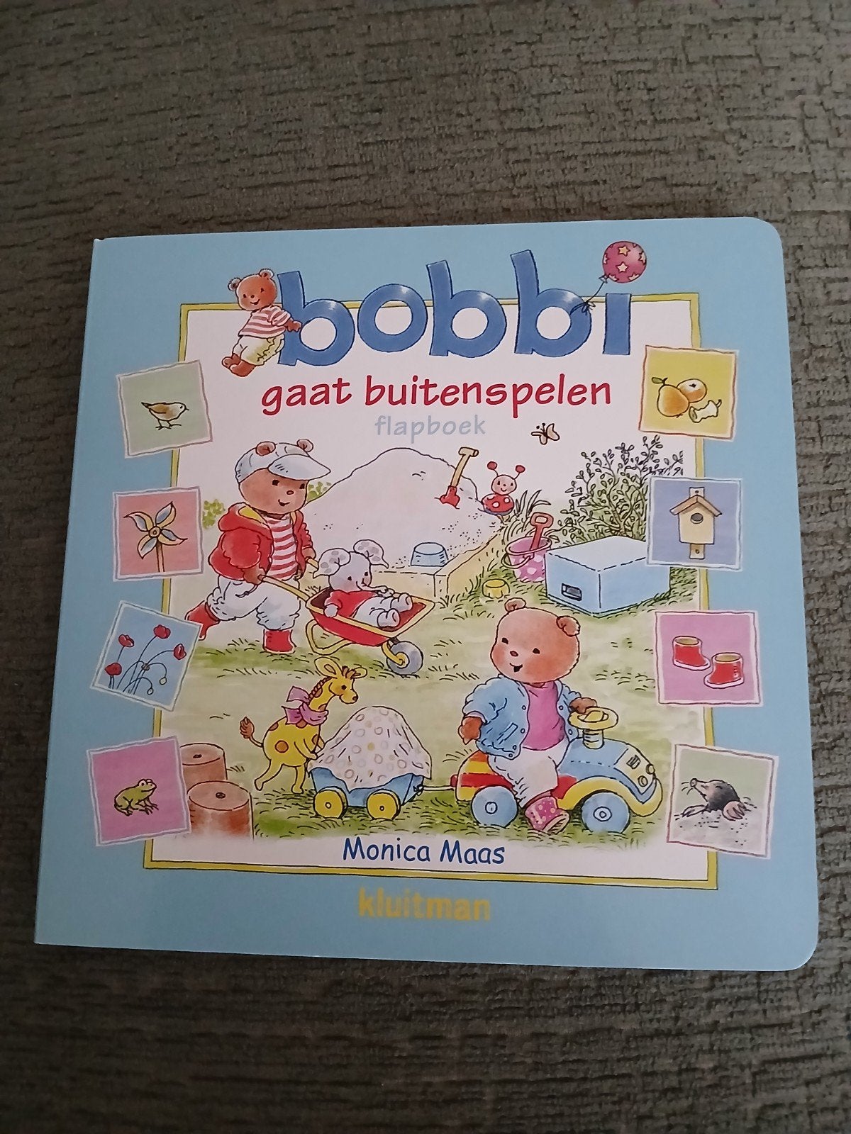 ZGAN bobbi gaat buitenspelen karton fkapboek/flapjesboek, Ophalen of Verzenden, Zo goed als nieuw