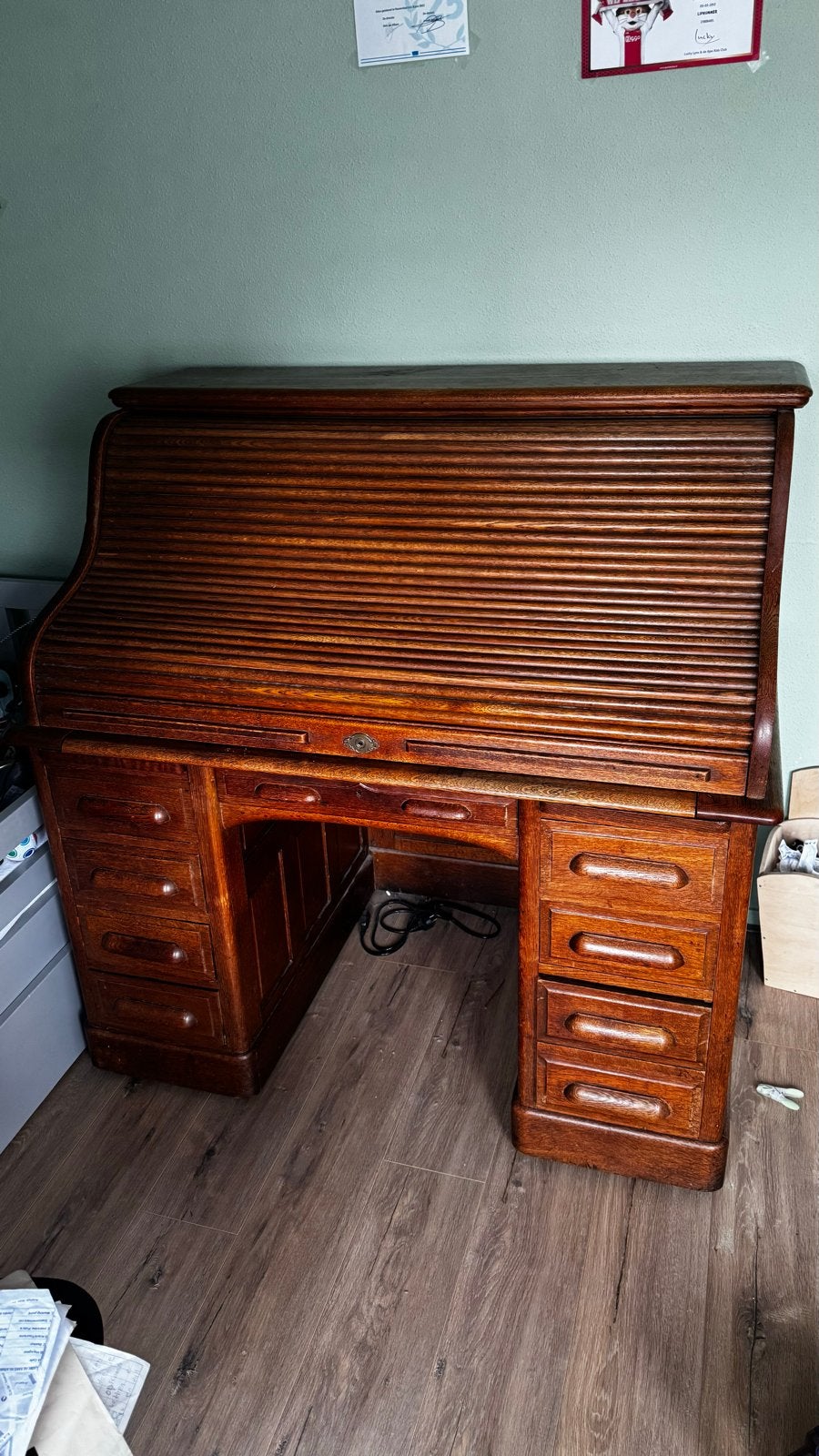 Antiek rolluikbureau van eikenhout, Ophalen