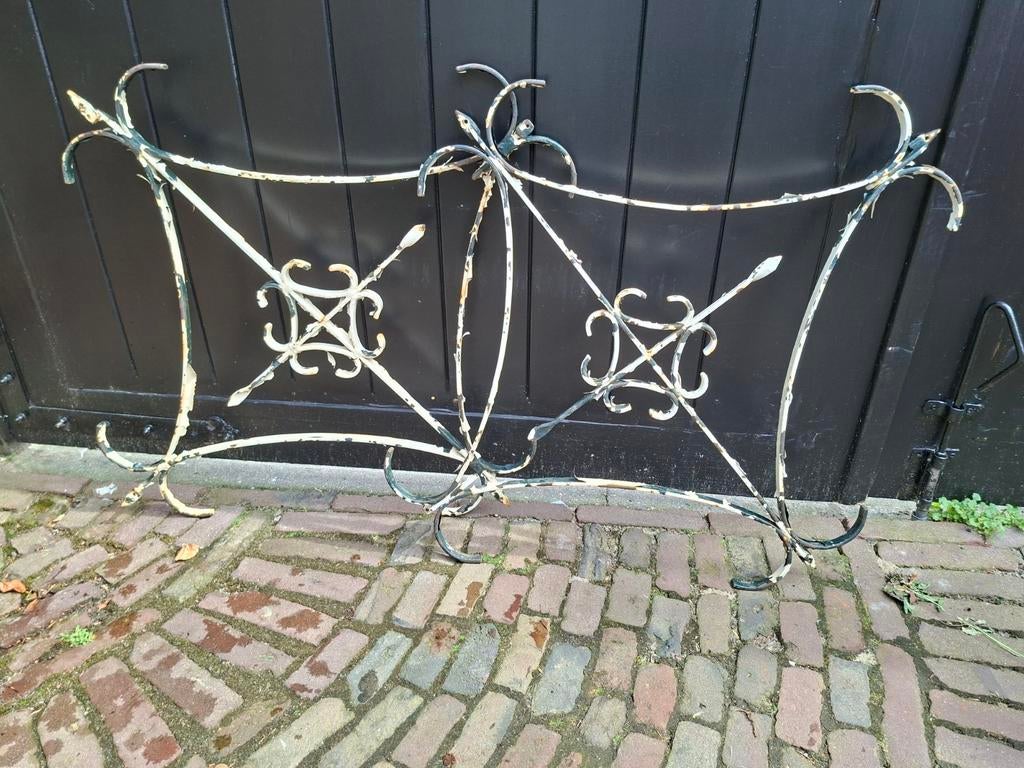 2 raamroosters 58 cm - Sierlijk en decoratief, Ophalen, Gebruikt
