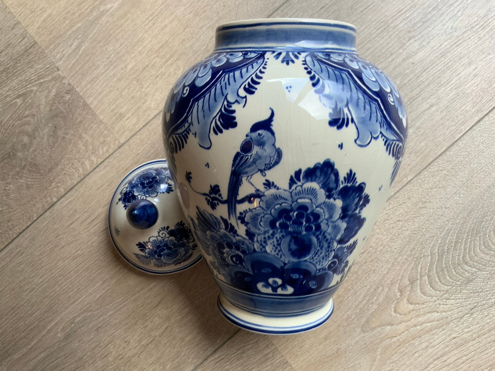 Delfts Blauwe vaas met deksel - Handgeschilderd - 28 cm, Ophalen of Verzenden