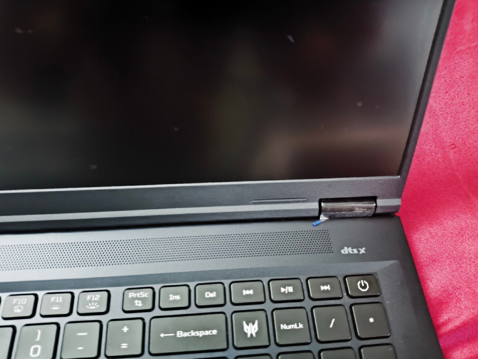 Foto 5 van Acer Predator Helios Neo 18 AI Gaming Laptop 32gb Ram