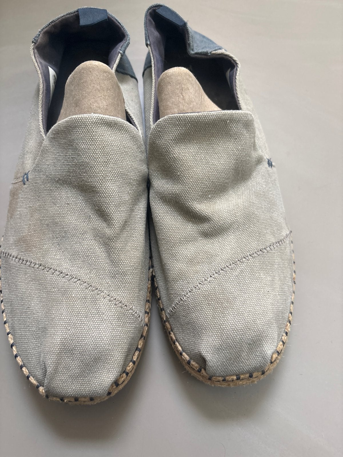 TOMS Espadrilles - Comfortabele instappers mt 44 (11), Ophalen of Verzenden, Gedragen, Blauw, Espadrilles of Moccasins