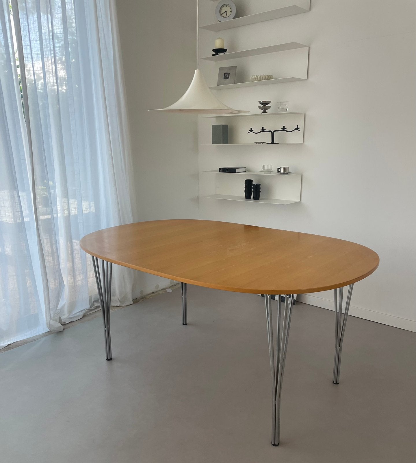 Deense vintage eettafel, Huis en Inrichting, Tafels | Eettafels, Ophalen, Zo goed als nieuw, Ovaal, 50 tot 100 cm
