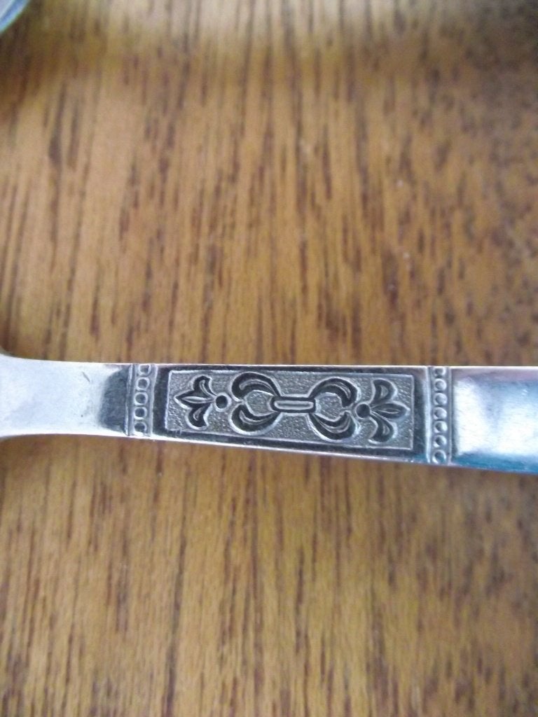 15 stuks RVS Fleur de lis bestek Gracia stainless 1960 p st, Antiek en Kunst, Ophalen of Verzenden