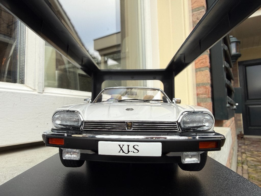 1:18 Jaguar XJ-S V12 cabrio wit Autoart 73571, Auto, Autoart, Nieuw, Ophalen of Verzenden