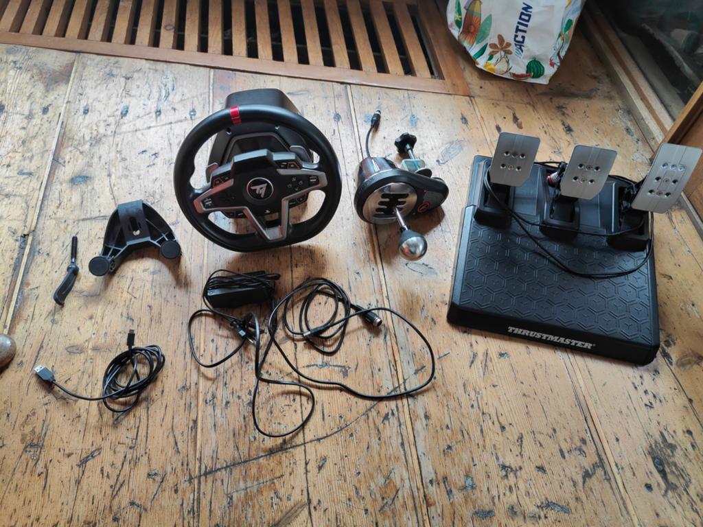 Thrustmaster T300RS en Shifter th8a plus pedalen., Spelcomputers en Games, Spelcomputers | Overige Accessoires, Ophalen, Zo goed als nieuw