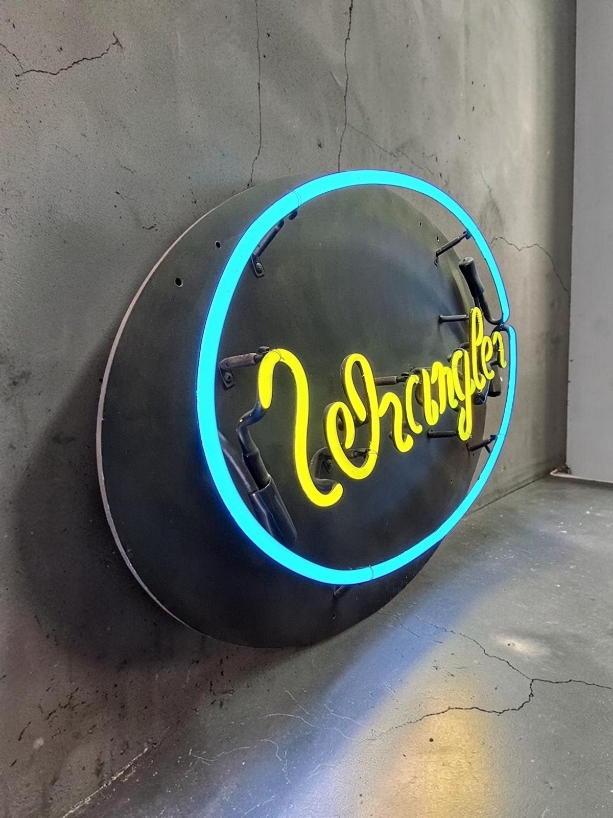 Vintage neonreclame Wrangler, tweekleurig, 100% in orde!, Verzamelen, Ophalen, Gebruikt, ., Lichtbak of (neon) lamp