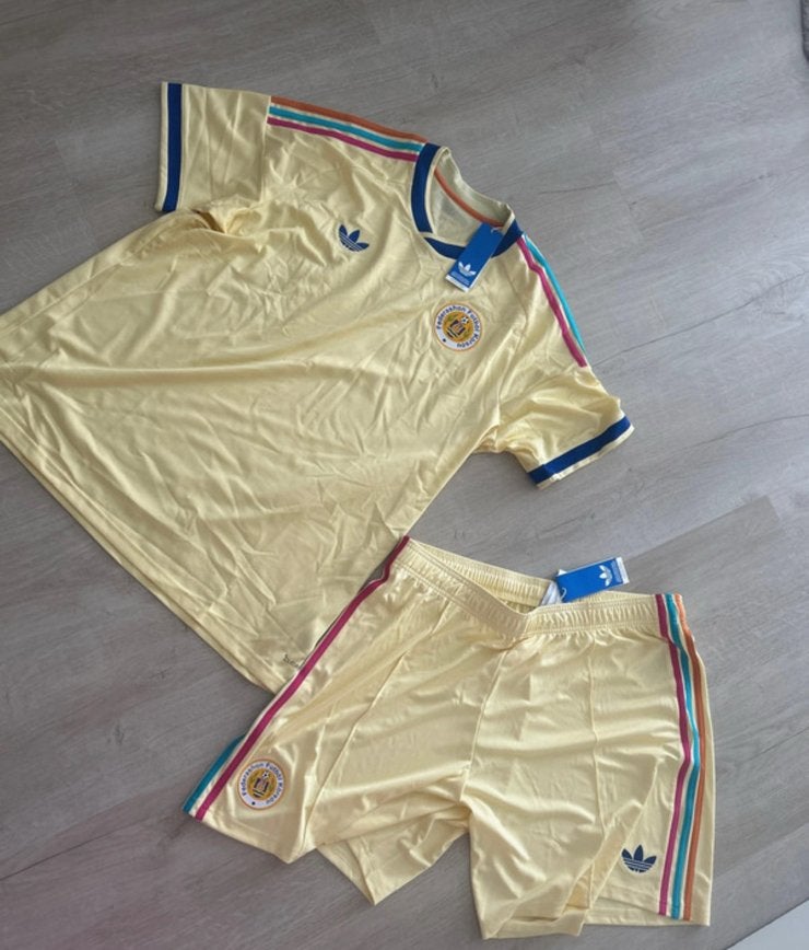 Curaçao ffk uit WK tenue t-shirt+broek adidas butter yellow, Geel, Nieuw, Overige maten, Ophalen of Verzenden
