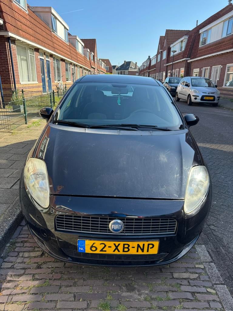 Fiat Punto 1.4 5DR 2007 Zwart, Voorwielaandrijving, 40 €/maand, 4 cilinders, 400 kg