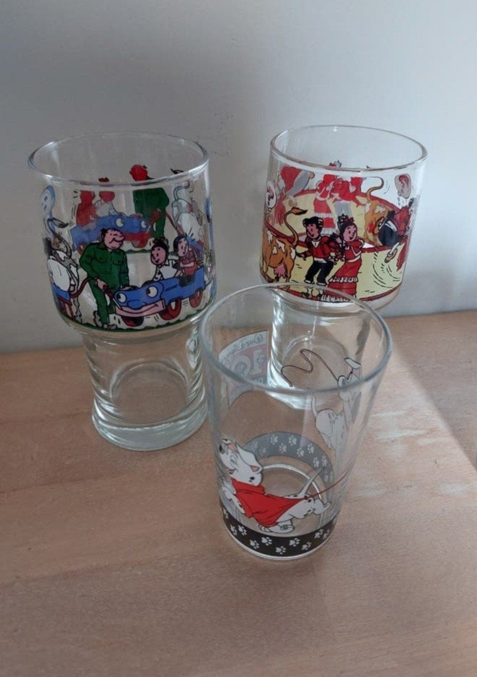 Glazen, borden, schalen, mokken,, Overige typen, Ophalen of Verzenden, Zo goed als nieuw, Overige stijlen