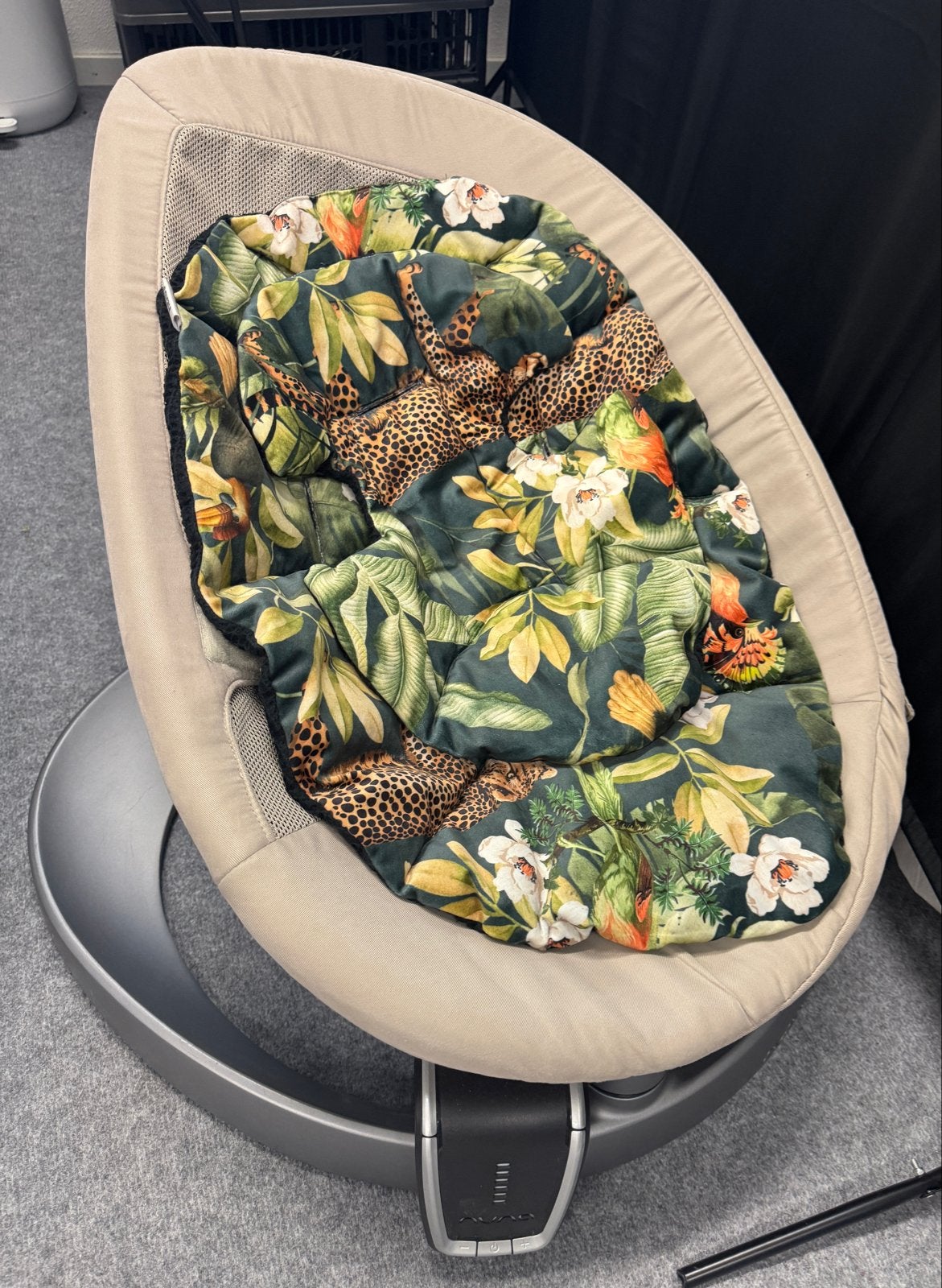 Nuna Leaf Grow wipstoel met elektrische motor, Ophalen of Verzenden, Zo goed als nieuw, Wieg