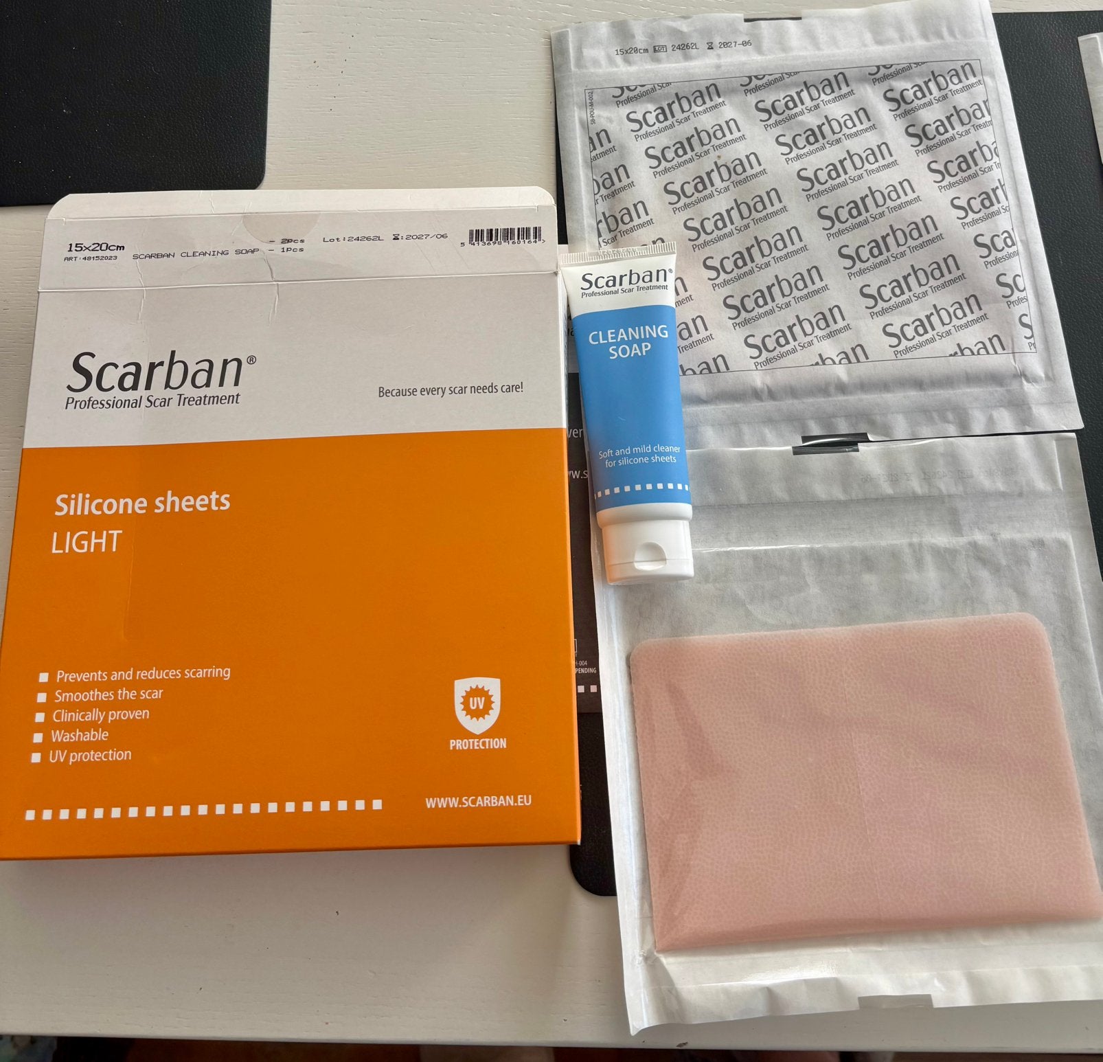 Twee Scarban light  siliconenpleisters met reinigingszeep, Ophalen of Verzenden, Nieuw, Overige typen