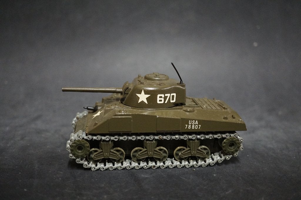 Solido Sherman tank - 1/50 - TOP, Ophalen of Verzenden, Zo goed als nieuw, Overige typen, Overige merken