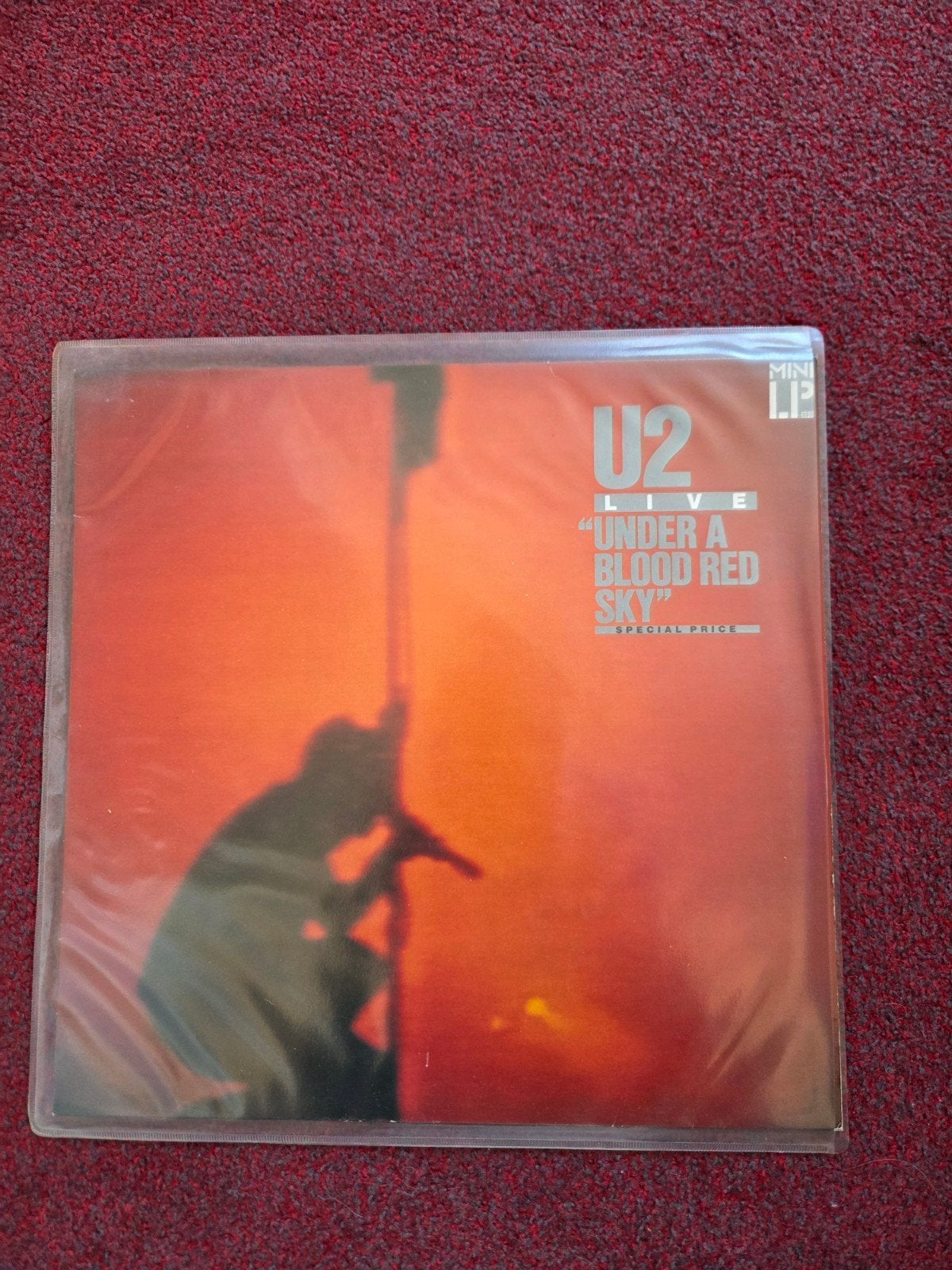 U2 Live "Under a Blood Red Sky" Mini LP, Alle leeftijden, Ophalen of Verzenden, Concert, Gebruikt