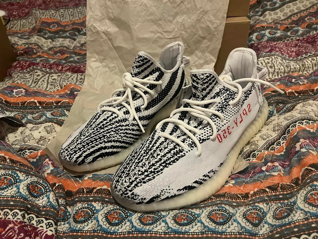 Yeezy Boost 350 Zebra maat 48 ongedragen, Ophalen, Nieuw, Wit, Sneakers of Gympen