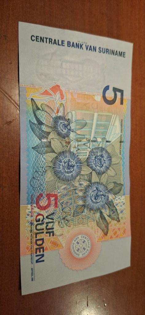 Surinaamse 5 Gulden Bankbiljet - Centrale Bank Suriname, Postzegels en Munten, Bankbiljetten | Amerika, Ophalen of Verzenden, Zuid-Amerika
