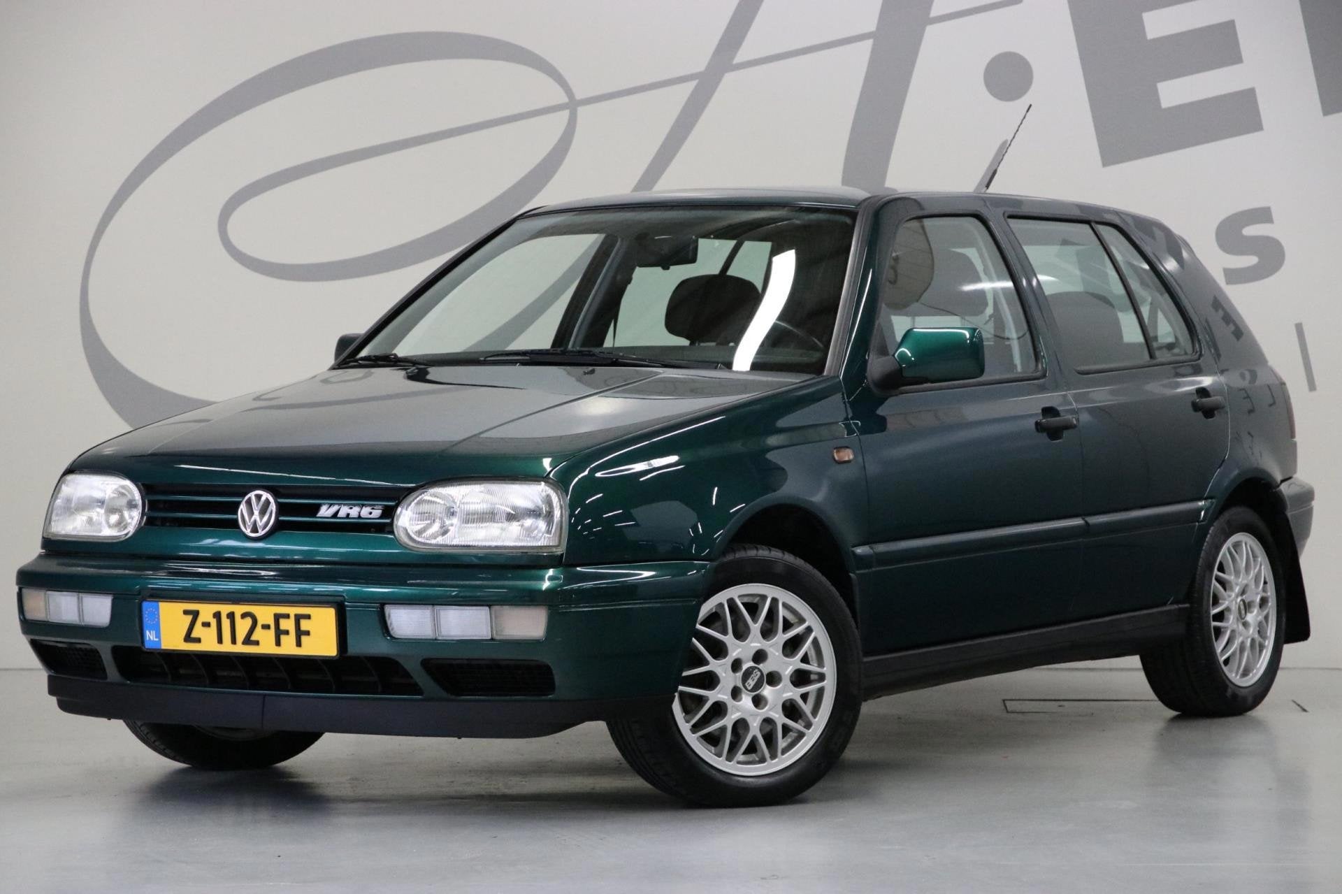 Volkswagen GOLF 2.8 VR6/ 88.000km!/ Volledige historie, Stof, Gebruikt, Zwart, Golf