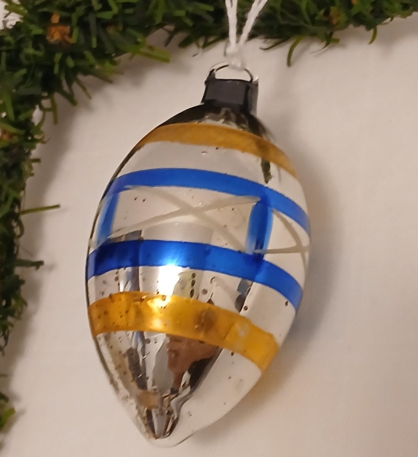 Oude Ajeko kerstbal kleine olijf, Verzenden