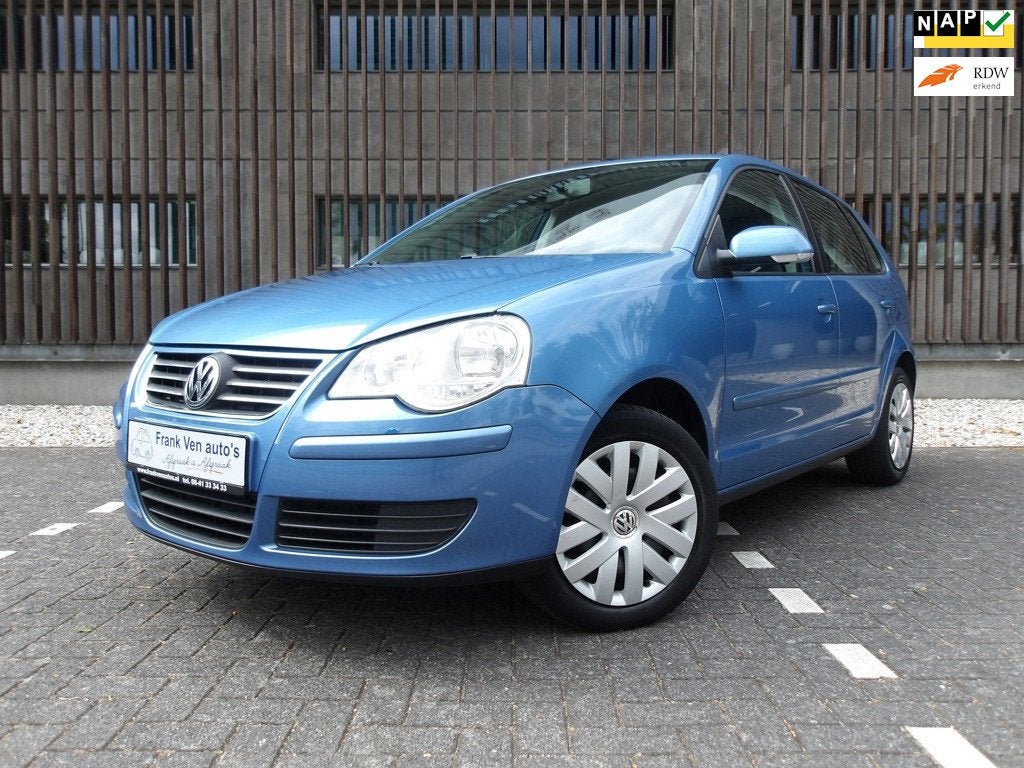 Volkswagen Polo 1.4-16V/AUTOMAAT/AIRCO/cruise/pdc/5dr/nw APK, Auto's, Volkswagen, Bedrijf, Te koop, Polo, ABS, Airbags, Airconditioning
