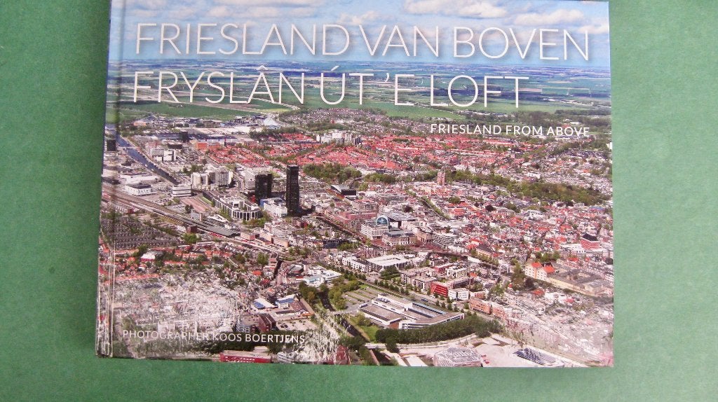 Friesland van boven / Fryslân ut é loft, Boeken, Ophalen of Verzenden, Nieuw