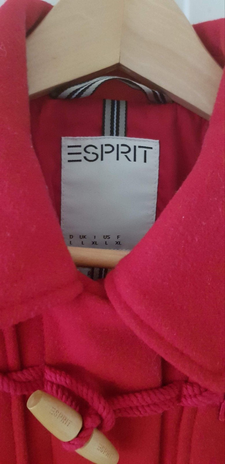 Esprit houtje touwtje jas rood, Kleding | Dames, Jassen | Winter, Zo goed als nieuw, Rood, Esprit, Ophalen