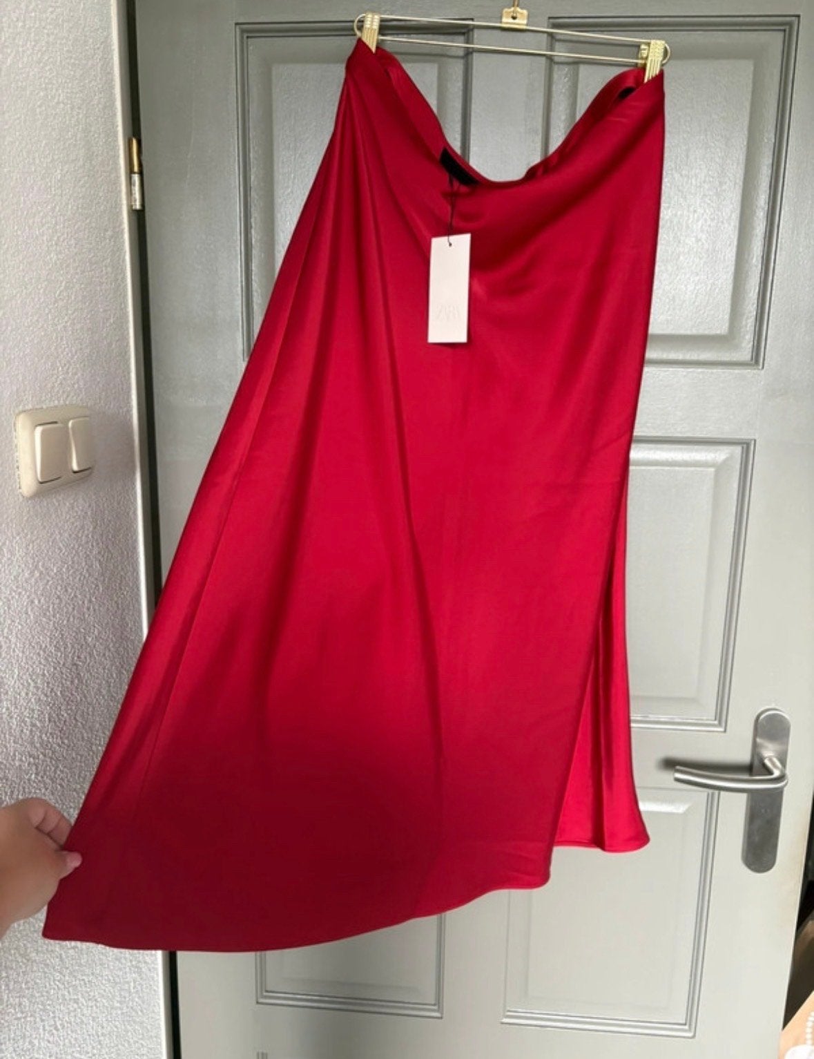 Nieuwe Satijn Look Rode Rok - Maat XXL, Kleding | Dames, Verzenden, Nieuw, Maat 46/48 (XL) of groter, Rood