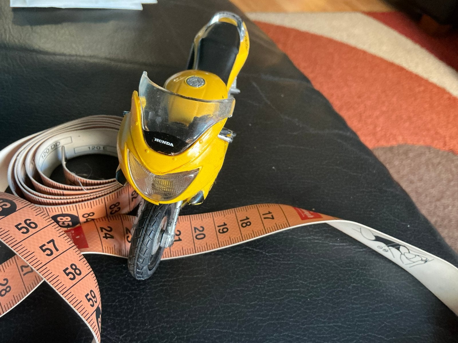 Speelgoed motor Honda 🌺 Maisto, Hobby en Vrije tijd, Modelauto's | 1:5 tot 1:12, Ophalen of Verzenden, Zo goed als nieuw, Motor