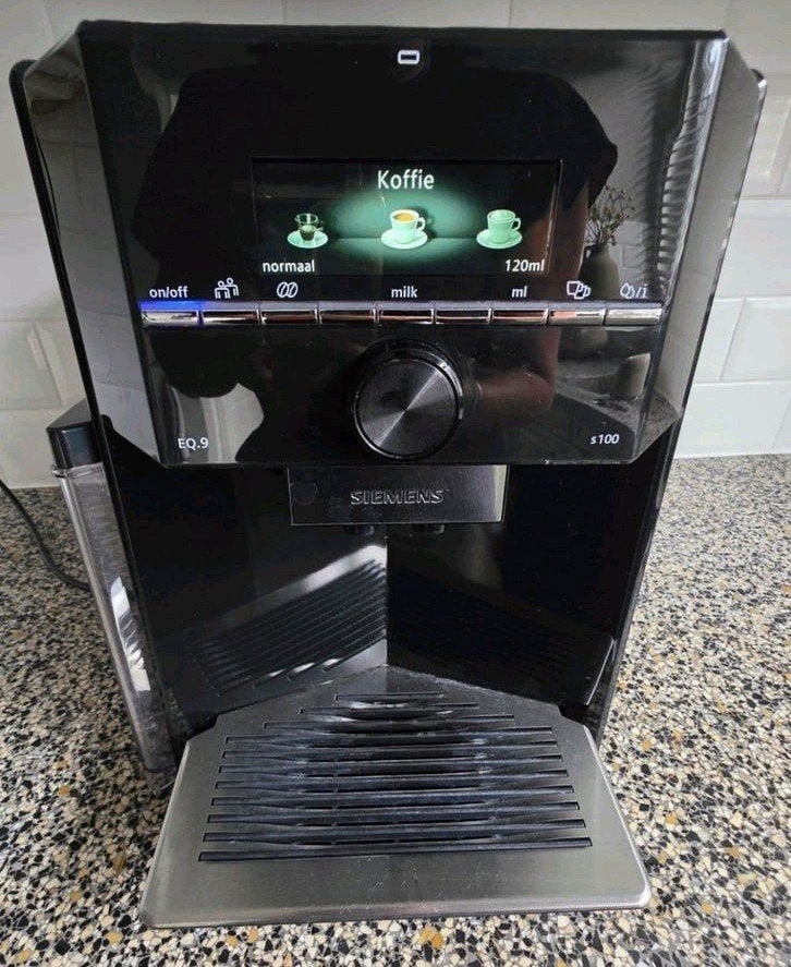 ☕ Siemens EQ.9 s100 volautomatische koffiemachine, Ophalen of Verzenden, Koffiemachine, Gemalen koffie