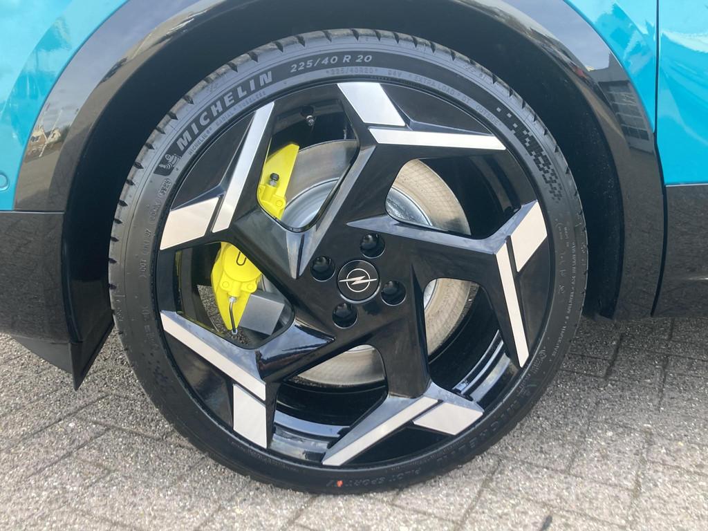 Opel Mokka Electric 54 kWh 281pk GSE | Unieke uitvoering | A, Auto's, Opel, Zwart, Mokka-e, Alcantara, Origineel Nederlands