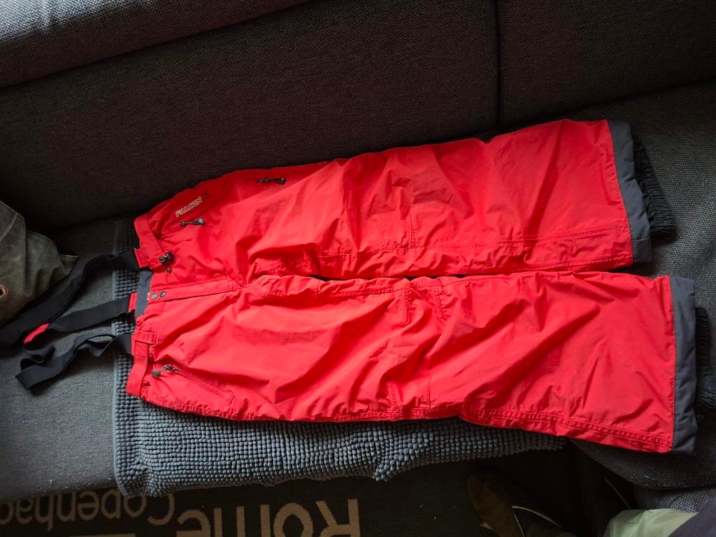 Rode Falcon skibroek maat 176 ., Ophalen of Verzenden