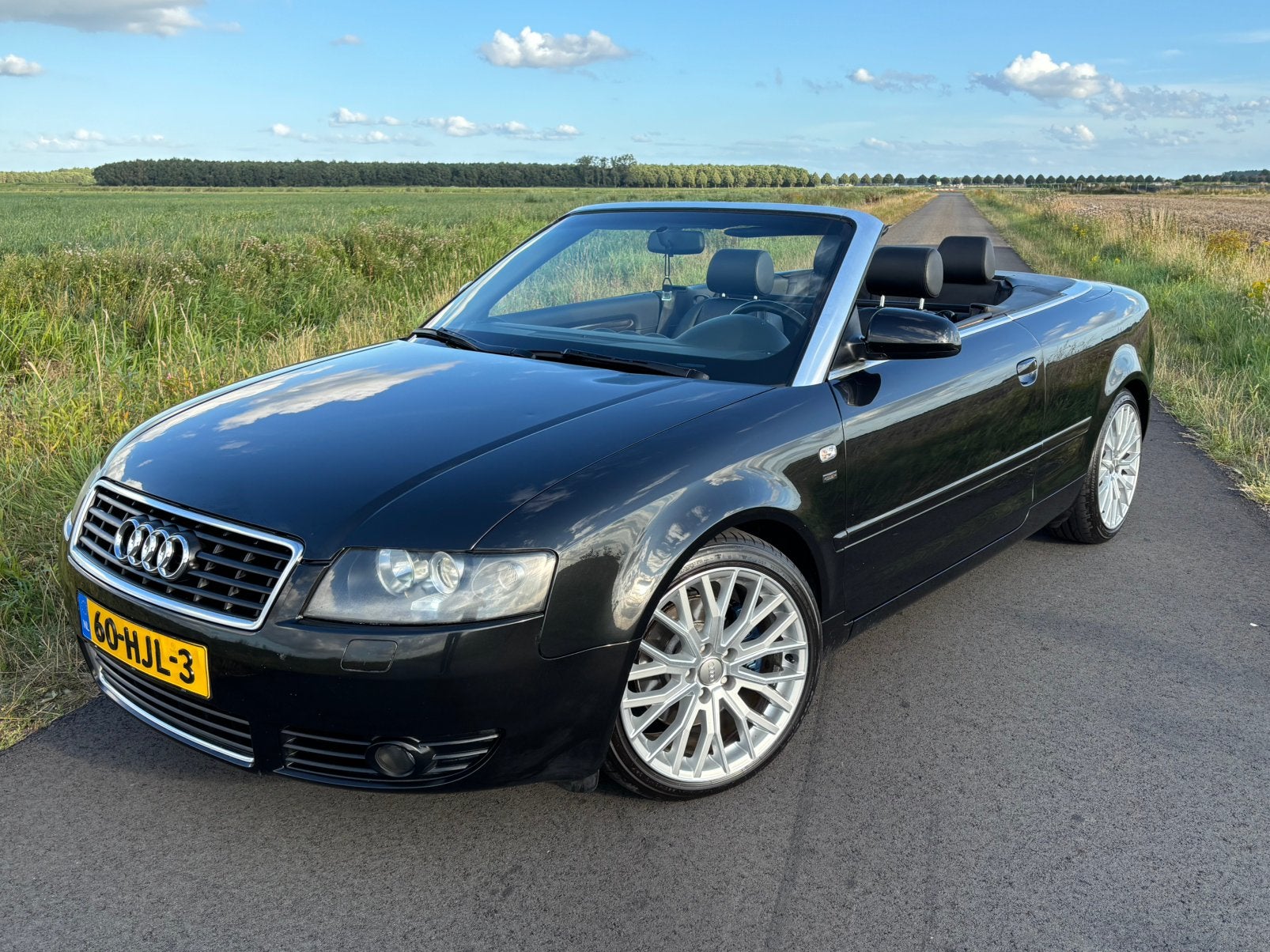 Audi A4 3.0 V6! / Cabriolet / Bose / afneembare Trekhaak /, Auto's, Audi, Zwart, 1595 kg, Cabriolet, 4 stoelen