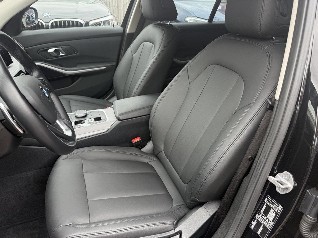 BMW 3-serie Touring 2.0 318i Org NL Widescreen-Leder-NW MODE, Automaat, 1998 cc, Gebruikt, Zwart
