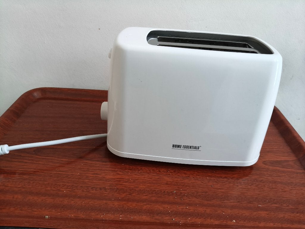Broodrooster Home essentials gebruikt € 5,00, Ophalen of Verzenden, Gebruikt, Uitneembare kruimellade
