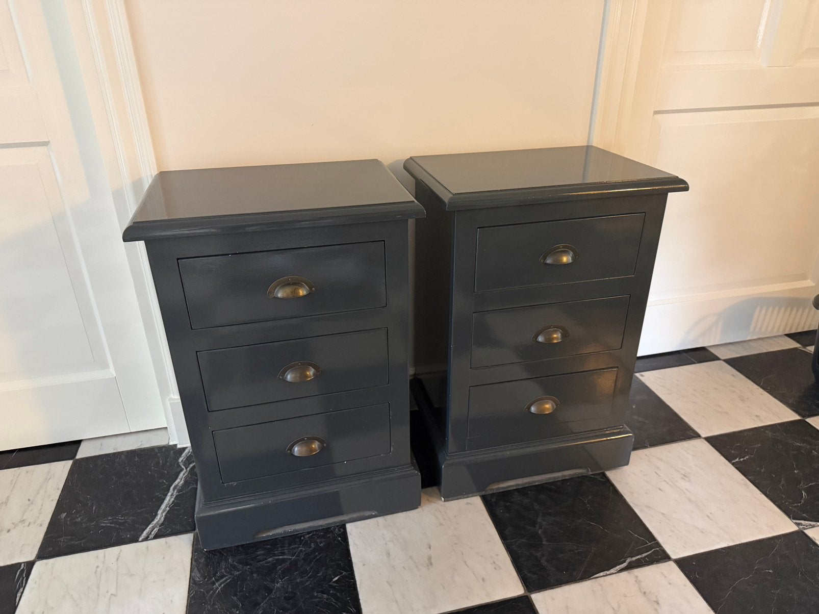 Set van 2 nachtkastjes, Ophalen, 50 – 75, Minder dan 50 cm, Minder dan 50 cm