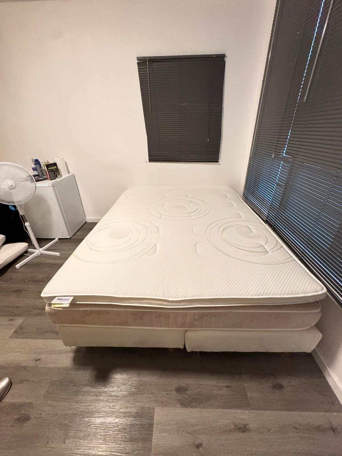 Boxspring 160x210cm incl. topper - Zo goed als nieuw, Huis en Inrichting, Slaapkamer | Bedden, Ophalen, 210 cm, Tweepersoons, Zo goed als nieuw