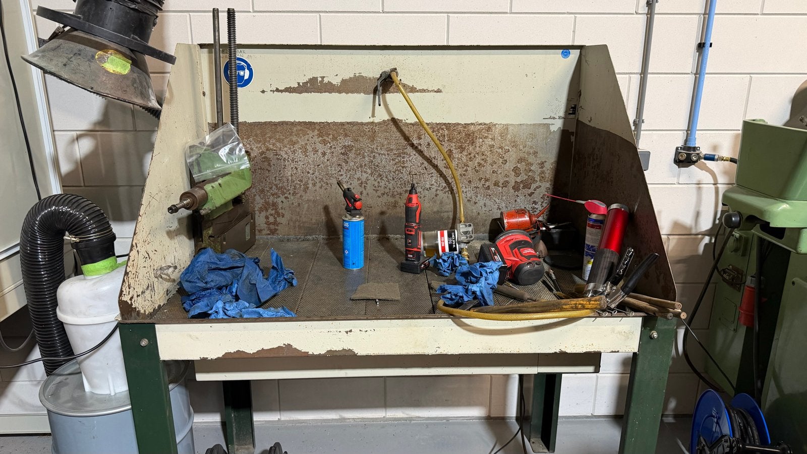 Ontvetterbak Spoeltafel met pomp en verwarming, Ophalen, Gebruikt