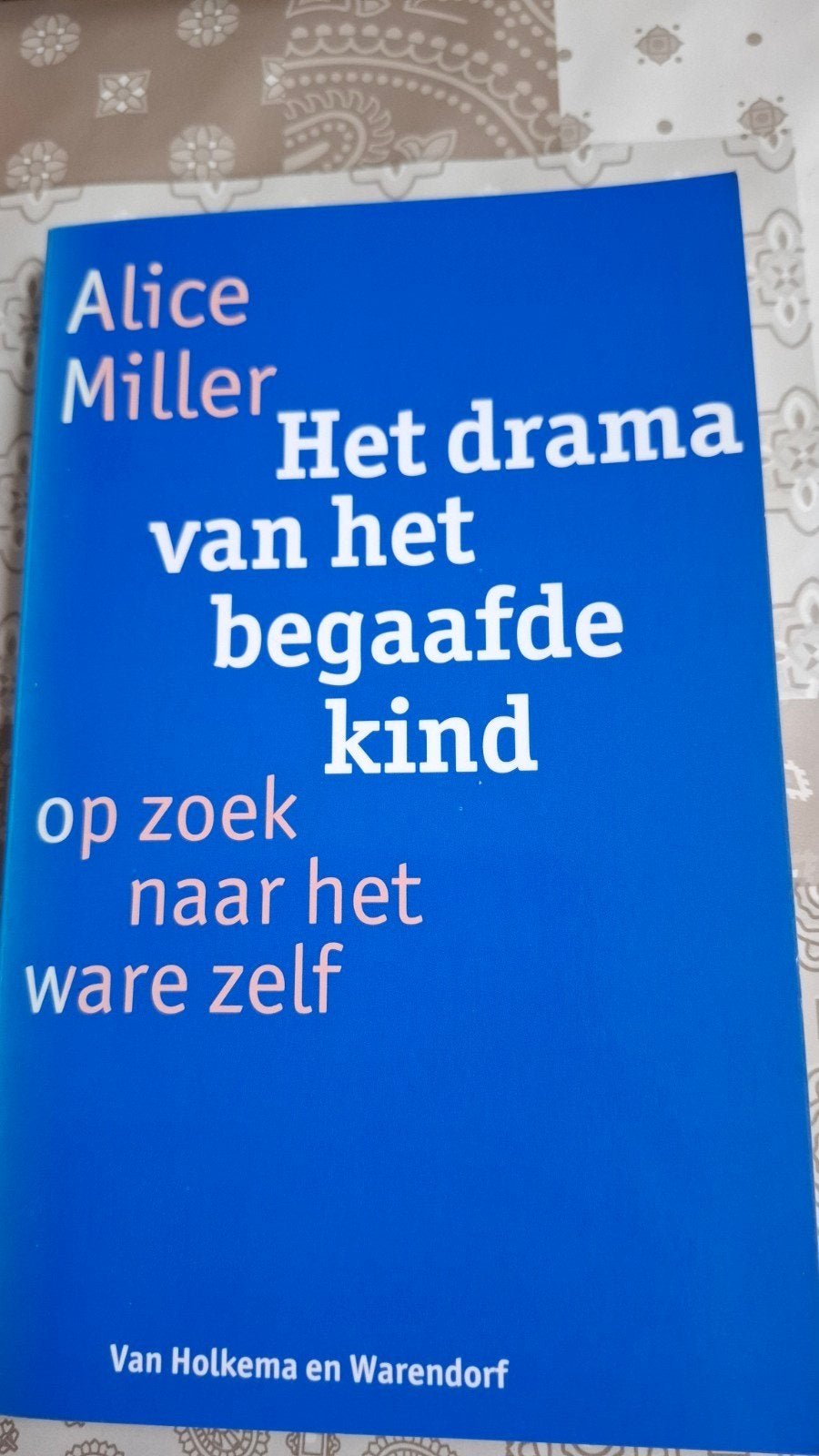 Het drama van het begaafde kind - Alice Miller, Boeken, Ophalen of Verzenden, Zo goed als nieuw, Klinische psychologie, Alice Miller