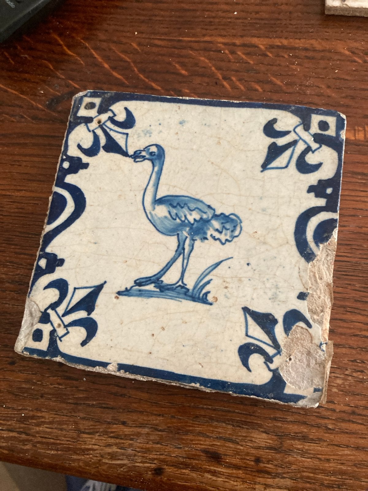 Antieke Delfts Blauwe Tegel met Struisvogel, Ophalen of Verzenden